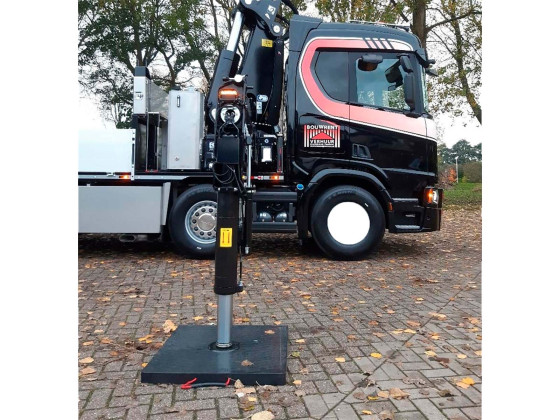 Stödbensplatta 400x400x40mm load 10.000 kg