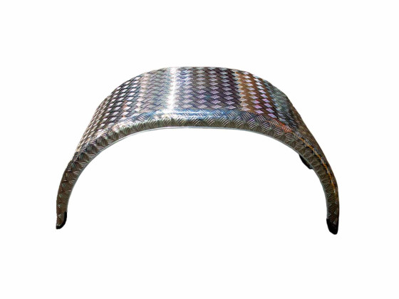 Aluminiumskärm böjd H650xD650L1400